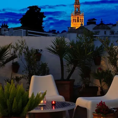 Hotel Un Patio En Santa Cruz Seville