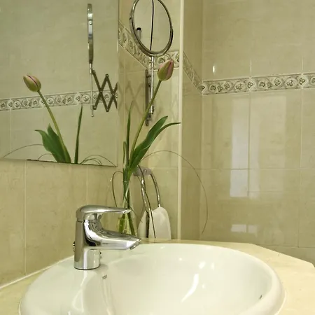 Un Patio En Santa Cruz Hotel Séville